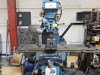 Conventionele turret-freesmachine - afbeelding 1 van  7