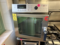 Convotherm combi-steamer met inox onderstel