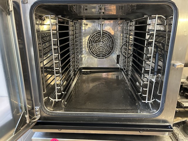 Convotherm combi-steamer met inox onderstel - afbeelding 2 van  5