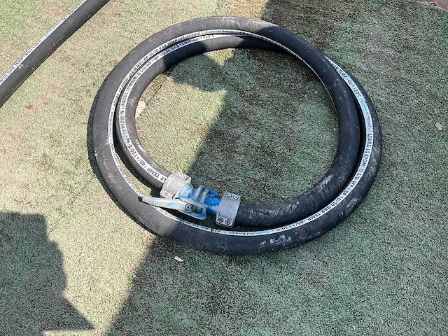 Coolworld rentals andara 10 epdm industriële slang - afbeelding 1 van  5