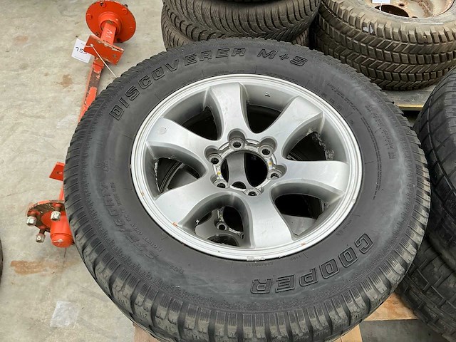 Cooper discoverer275/60r17 autoband met velg (4x) - afbeelding 3 van  7