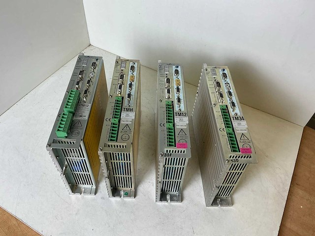 Cooper tools tm34/tm12/tmh/stm12 servo drive (4x) - afbeelding 1 van  5