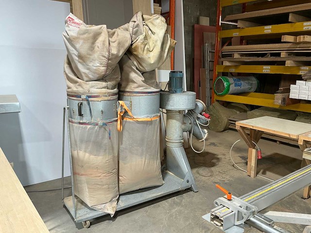 Coral cms 2c houten stofzuiger zuigsysteem - afbeelding 1 van  4