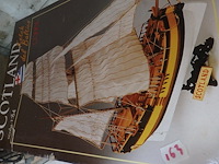 Corel boot in doos modelbouw - afbeelding 1 van  3