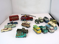 Corgi toys (x18) - afbeelding 1 van  10