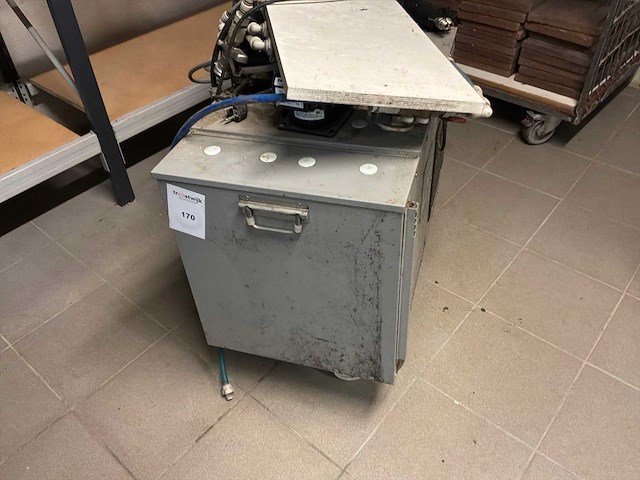 Cornelius h-100e 1/3 eliwell hk nl beer cooler koeling tapinstallatie - afbeelding 1 van  7