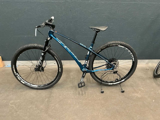Corratec revolution bow elite mountainbike - afbeelding 1 van  6