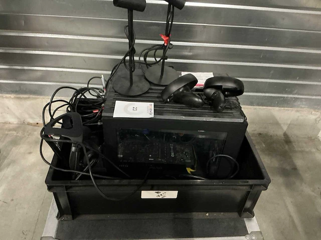 Corsair-gaming-pc met oculus rift vr-headset - afbeelding 6 van  13
