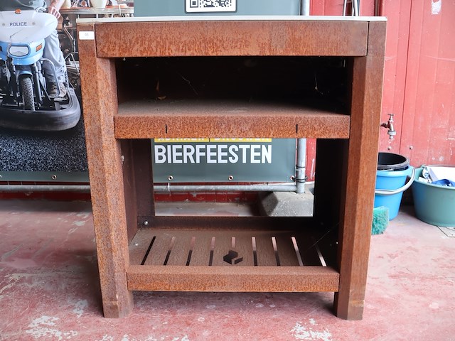 Cortenstaal bbq meubel - afbeelding 1 van  7
