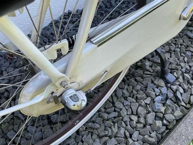 Cortina u4 ttansport met thule kinderzitjes damesfiets - afbeelding 14 van  16