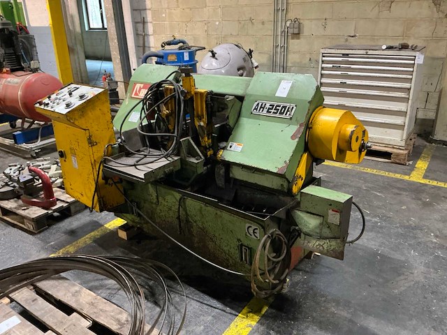 Cosen ah-250h bandzaagmachine - afbeelding 1 van  9