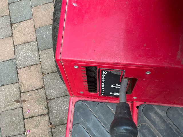Countax tuintractor met kipkar - afbeelding 6 van  19