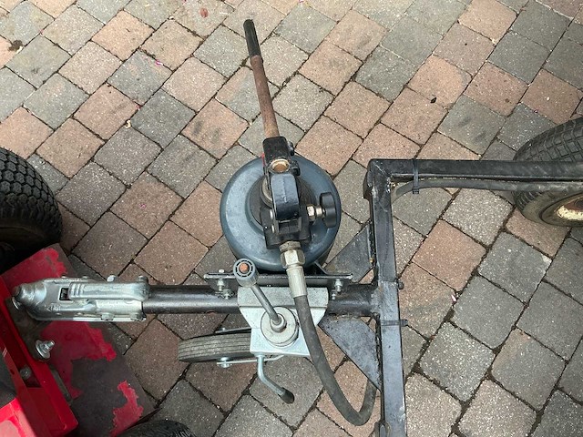 Countax tuintractor met kipkar - afbeelding 17 van  19