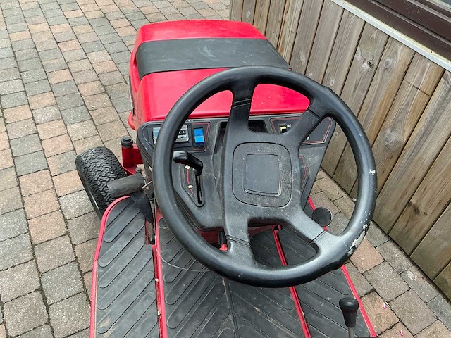 Countax tuintractor met kipkar - afbeelding 4 van  11