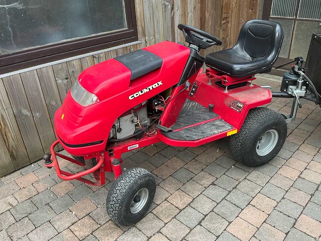 Countax tuintractor met kipkar - afbeelding 8 van  11