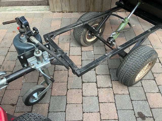 Countax tuintractor met kipkar - afbeelding 9 van  11