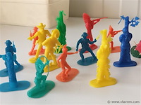 Cowboy en indiaan figuren. 23 stuks - afbeelding 4 van  4