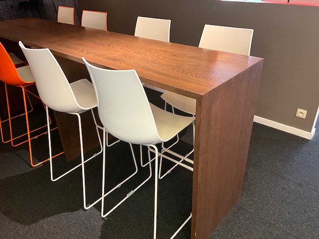 C&p barkruk (4x) + hoge tafel - afbeelding 1 van  8