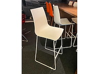 C&p barkruk (4x) + hoge tafel - afbeelding 3 van  8