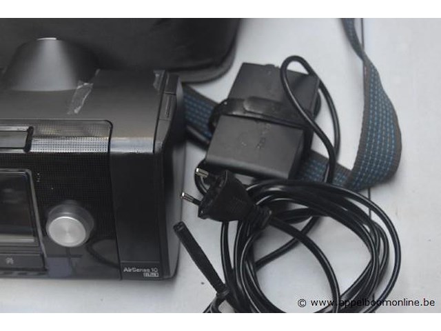 Cpap-toestel resmed, met kabels en opbergzak, werking niet gekend - afbeelding 3 van  3