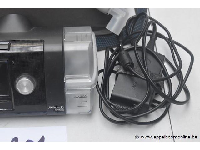 Cpap-toestel resmed, met kabels en opbergzak, werking niet gekend - afbeelding 3 van  3