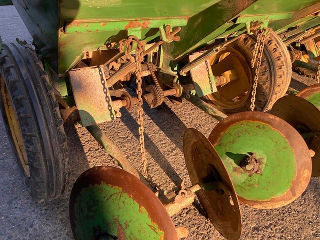 Cramer junior-s aardappelplanter - afbeelding 8 van  12