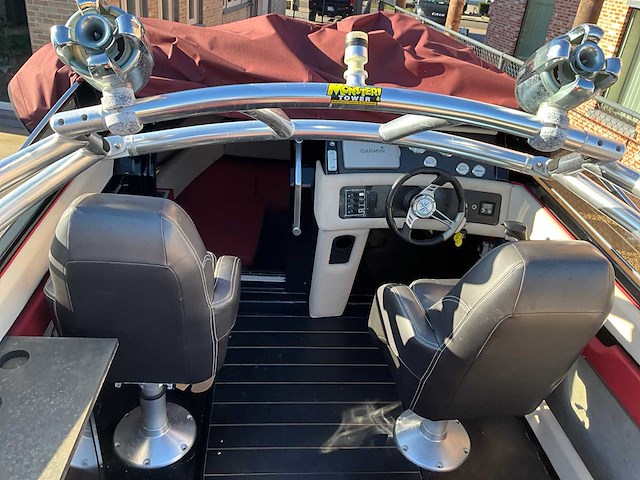 Cranchi - 1993 - speedboot - speedboot - afbeelding 9 van  17