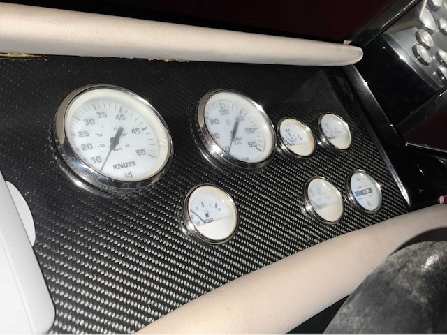 Cranchi speedboot incl trailer - 590h - vernieuwd interieur - afbeelding 18 van  46