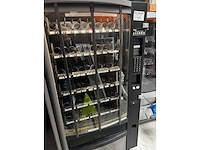 Crane - vendor - snack - verkoopautomaat - afbeelding 2 van  3
