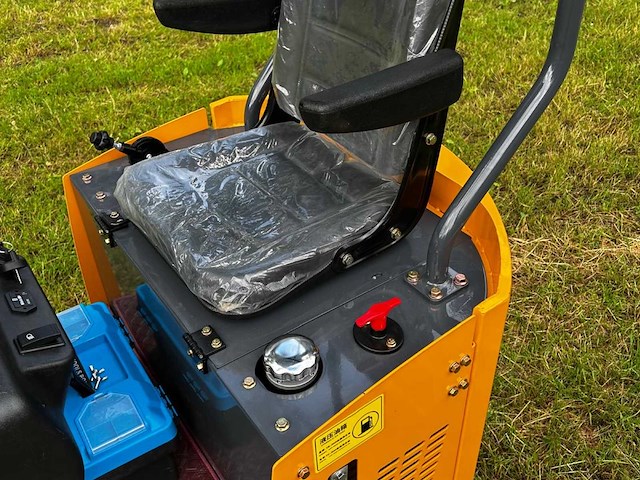 Crawler - 2026 - ht10 - minigraafmachine - afbeelding 7 van  17