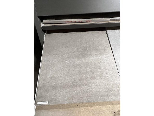 Creation grey str 60x60x2 - afbeelding 1 van  1