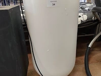 Cremekleurige klaptafel 80x60x60 cm, zwart ligbed, verlichte kunststof designpot elho 70 cm hoog, zwarte displayzuil - afbeelding 9 van  11