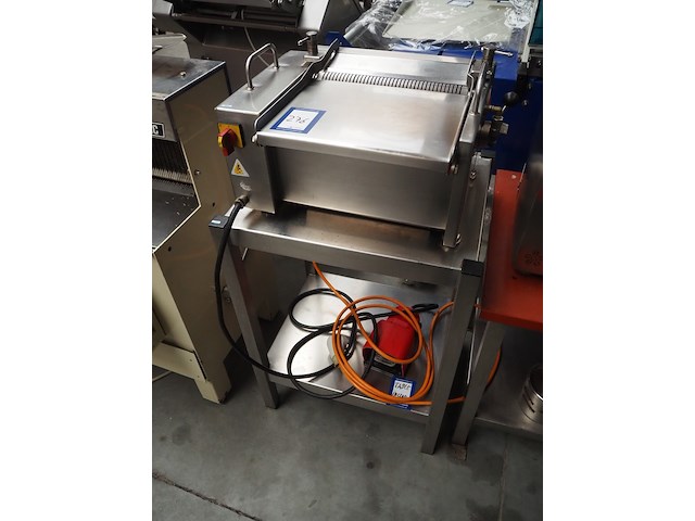 Cretel - afbeelding 1 van  8