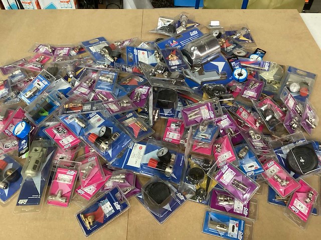 Criko mixkavel diverse perslucht accessoires (150x) - afbeelding 1 van  7