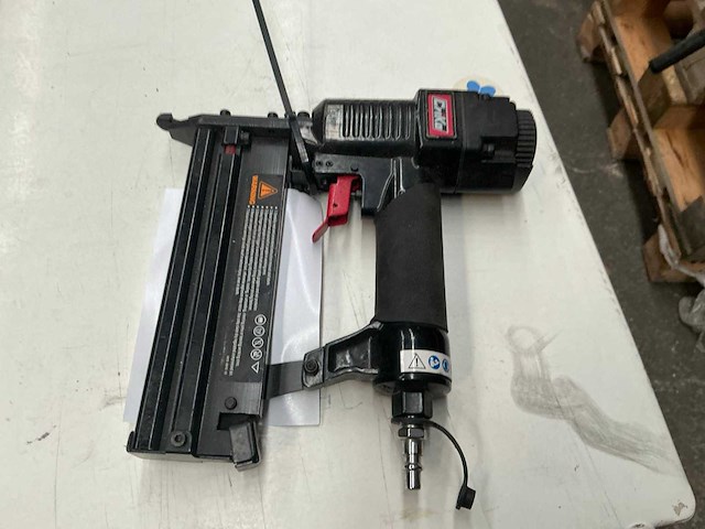 Criko pneumatische tacker - afbeelding 1 van  1