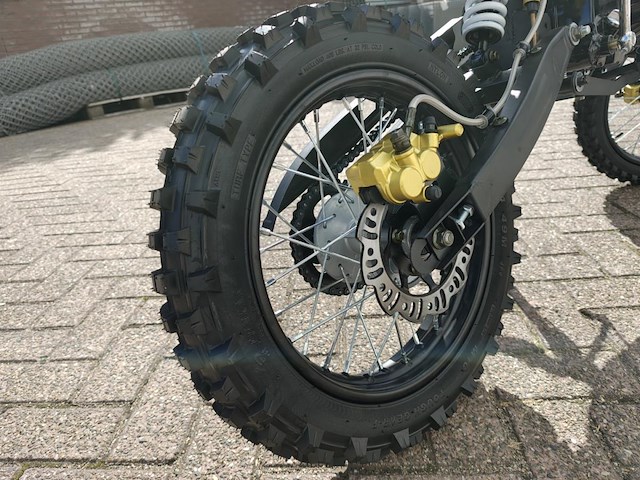Crosmotor 110cc benzine rood - afbeelding 2 van  22
