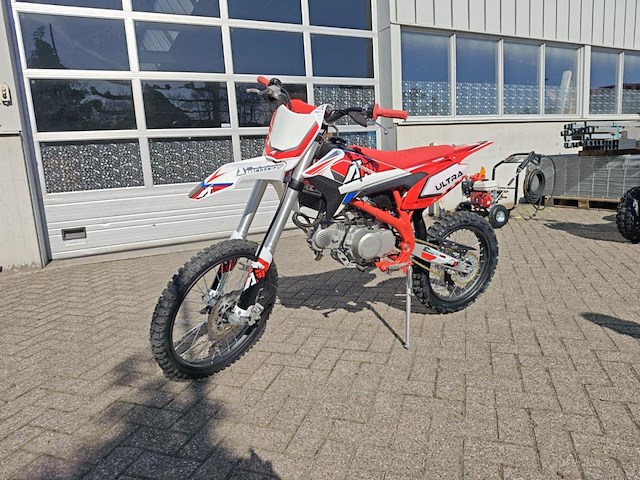 Crosmotor appollo thunder 150cc - afbeelding 1 van  18