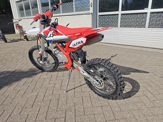 Crosmotor appollo thunder 150cc - afbeelding 12 van  18