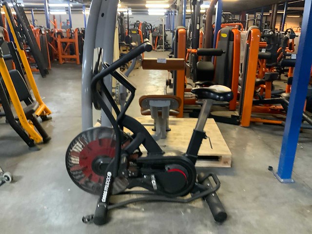 Crossfit assult bike home trainer - afbeelding 1 van  4