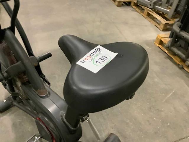 Crossfit assult bike home trainer - afbeelding 3 van  6