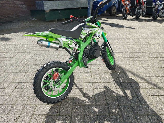 Crossmoto 49cc groen - afbeelding 2 van  8