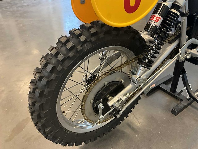 Crossmotor husqvarna 390cr - afbeelding 11 van  11