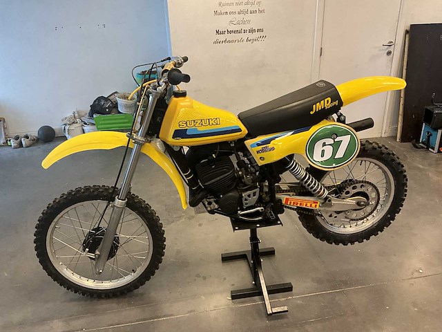 Crossmotor suzuki 125cc - afbeelding 1 van  11