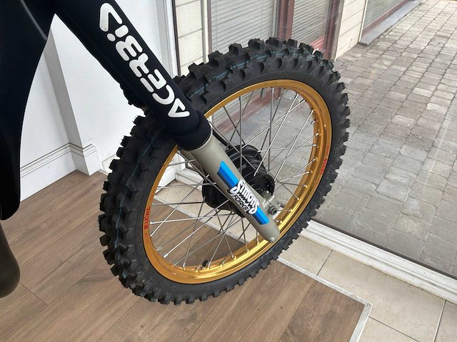 Crossmotor suzuki rm125 - afbeelding 3 van  10