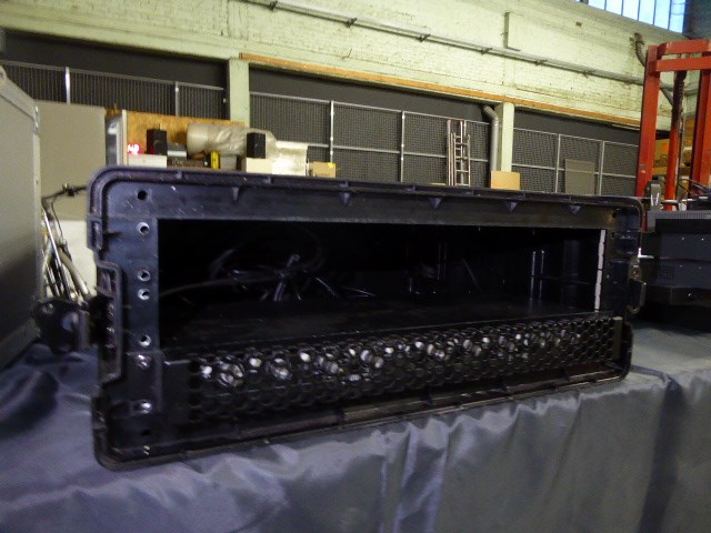 Crossover in flightcase - afbeelding 1 van  2