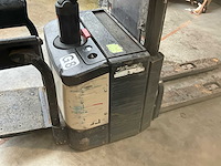 Crown equipment we 2300 series - stapelaar - afbeelding 7 van  9