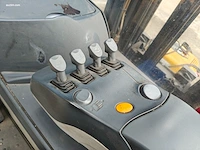 Crown esr 5260-16 opt3 reachtruck nn - afbeelding 4 van  25