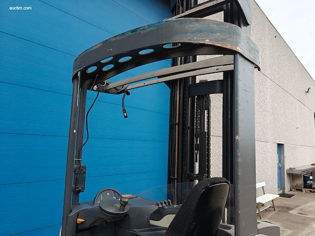 Crown esr 5260-16 opt3 reachtruck nn - afbeelding 5 van  25