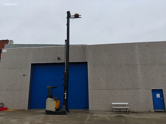 Crown esr 5260-16 opt3 reachtruck nn - afbeelding 8 van  25