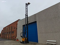 Crown esr 5260-16 opt3 reachtruck nn - afbeelding 16 van  25